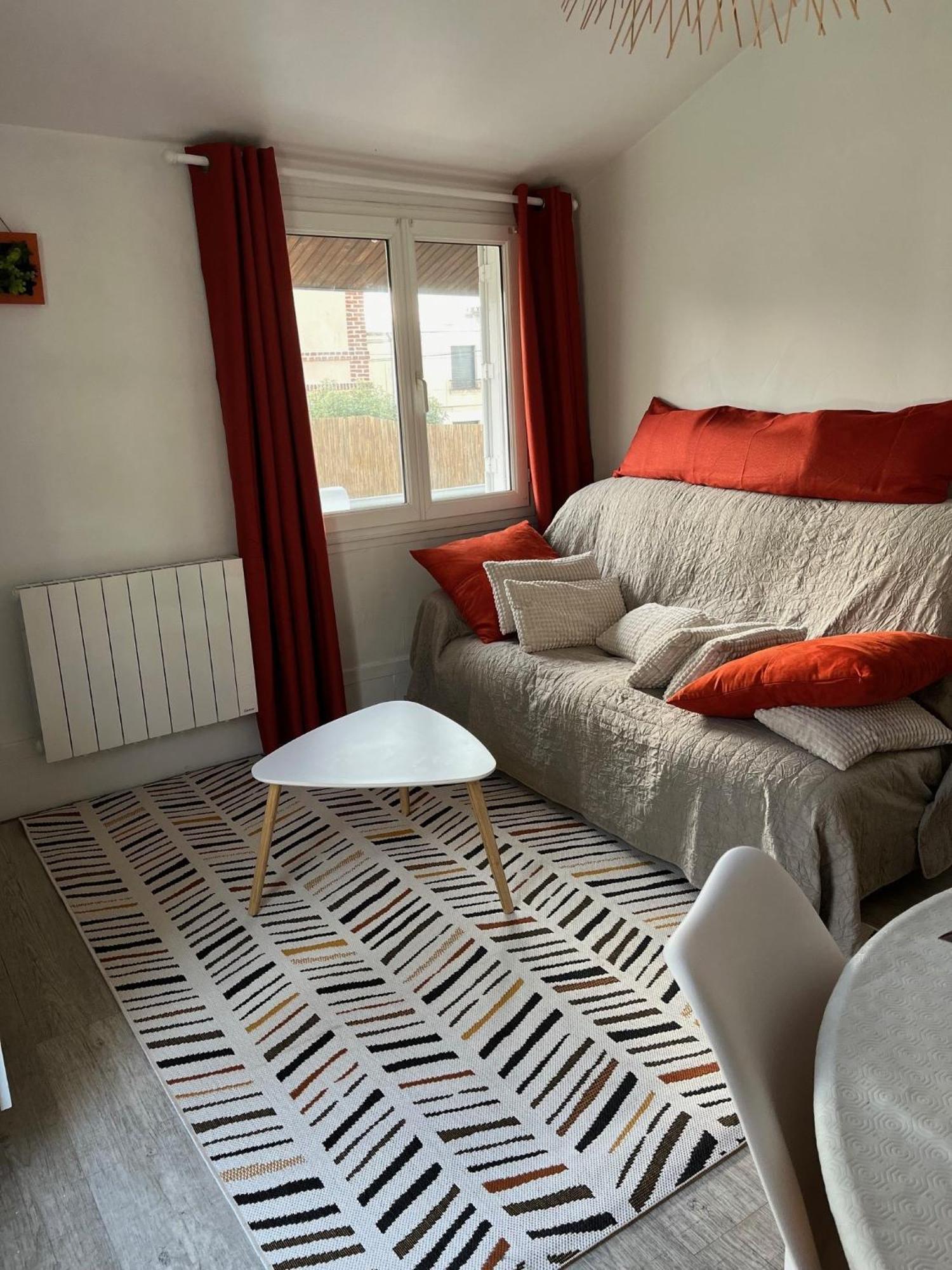 Vakantiehuis Lalyne- Maison De Charme Et Son Sur Trouville-sur-Mer